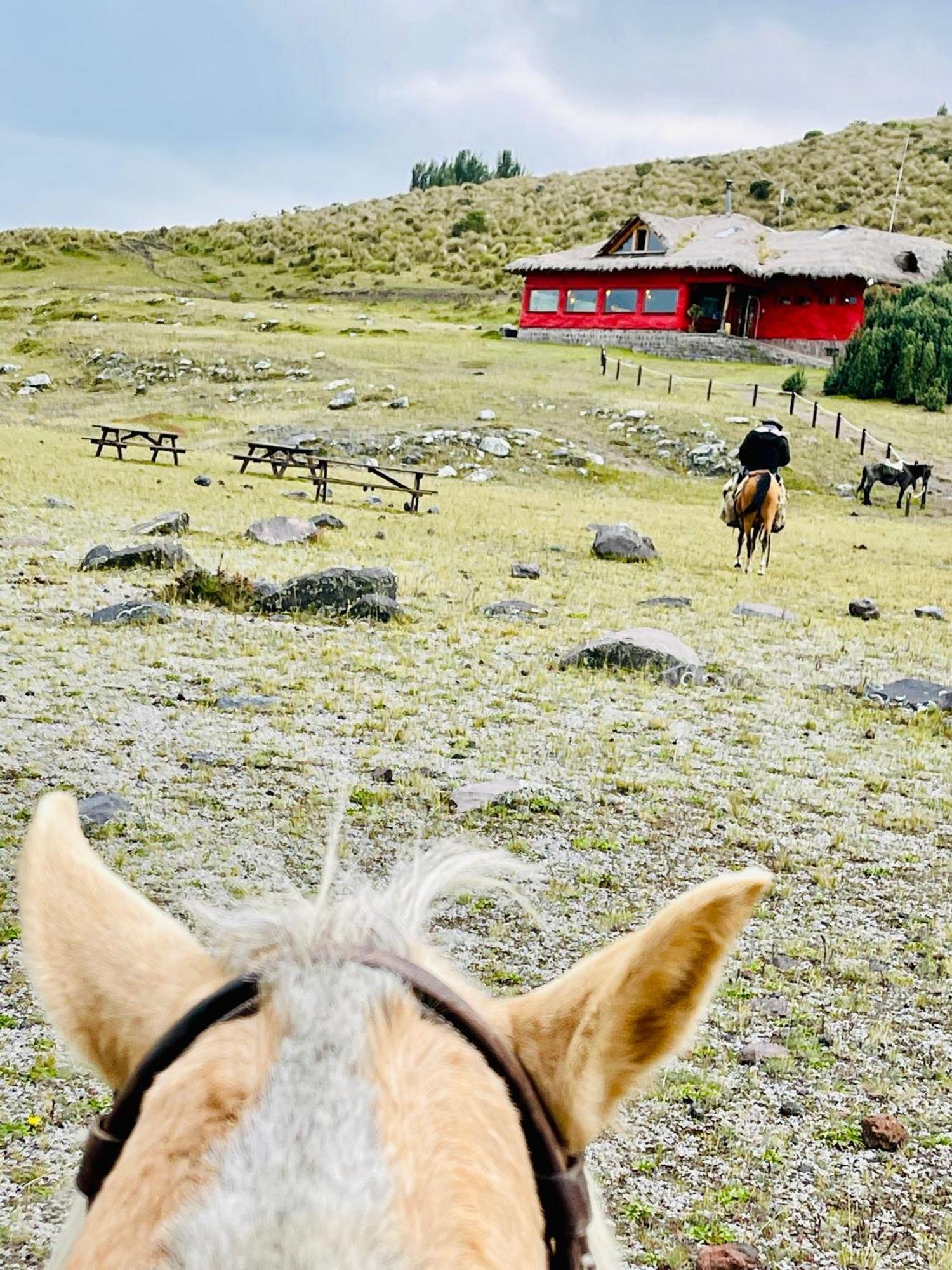 Hotel Tambopaxi Machachi Екстериор снимка